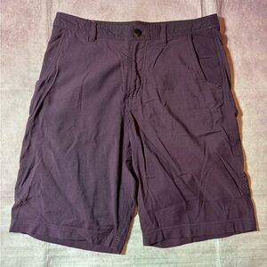 Lululemon Commission Shorts Mens Size 30 Casual Plum Purple Chino Stretch Logo